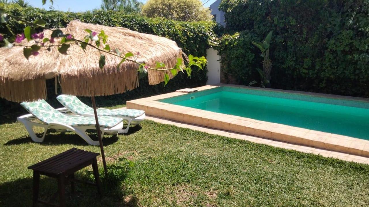 Dormir Entre Limones, Casa De Invitados En Vivienda Familiar Dos Hermanas Exterior photo